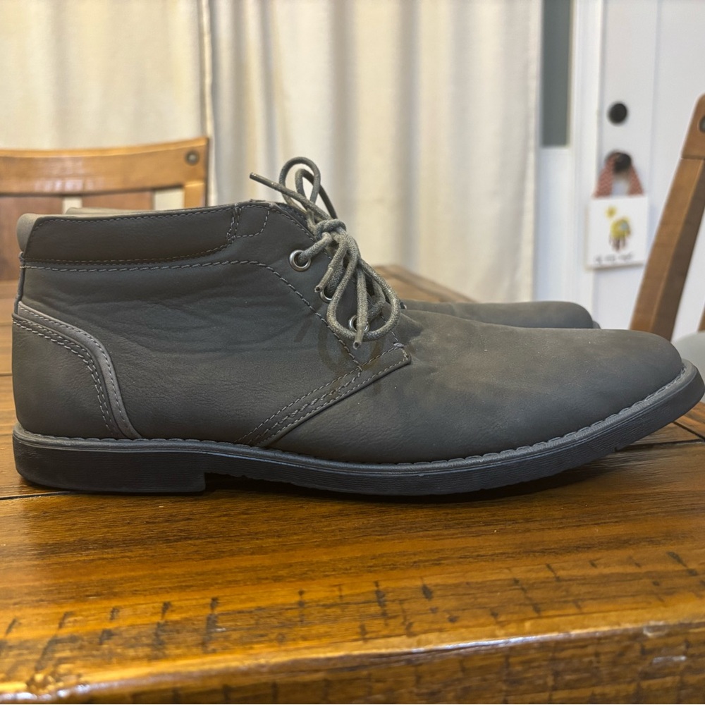 Men's Gray Steve Madden Shoes
